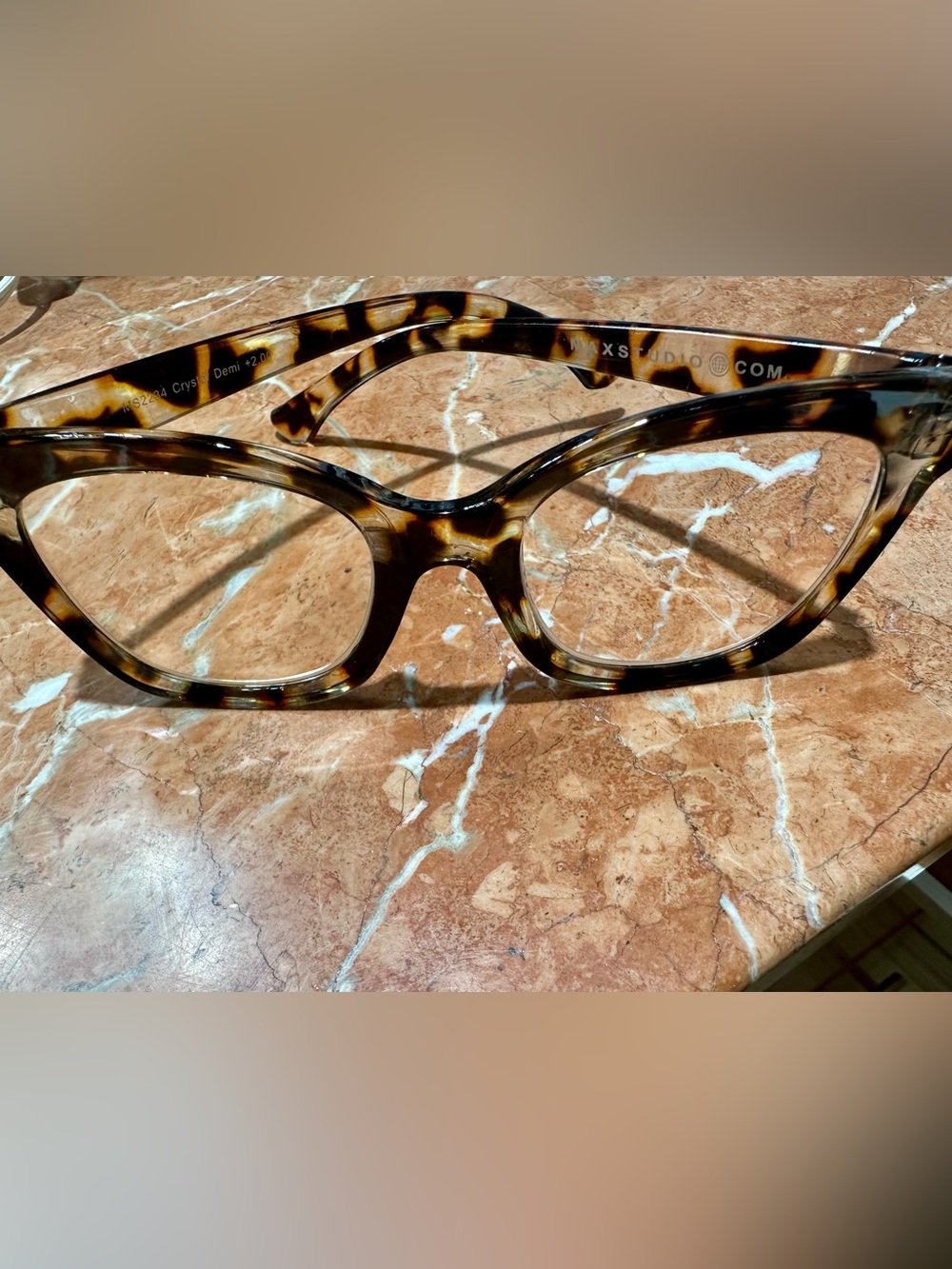 Tortoiseshell Cat-Eye Readers 2.00 - Brown Tortoise